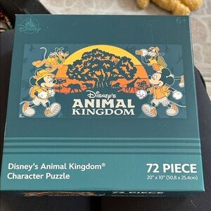 Disney World Animal Kingdom puzzle 72 pieces new Mickey Minnie goofy Pluto